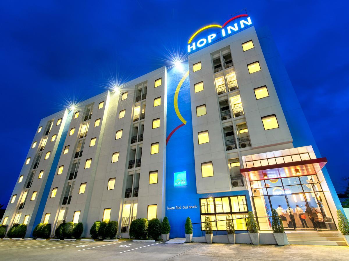 Hop Inn Сакон Након Екстериор снимка