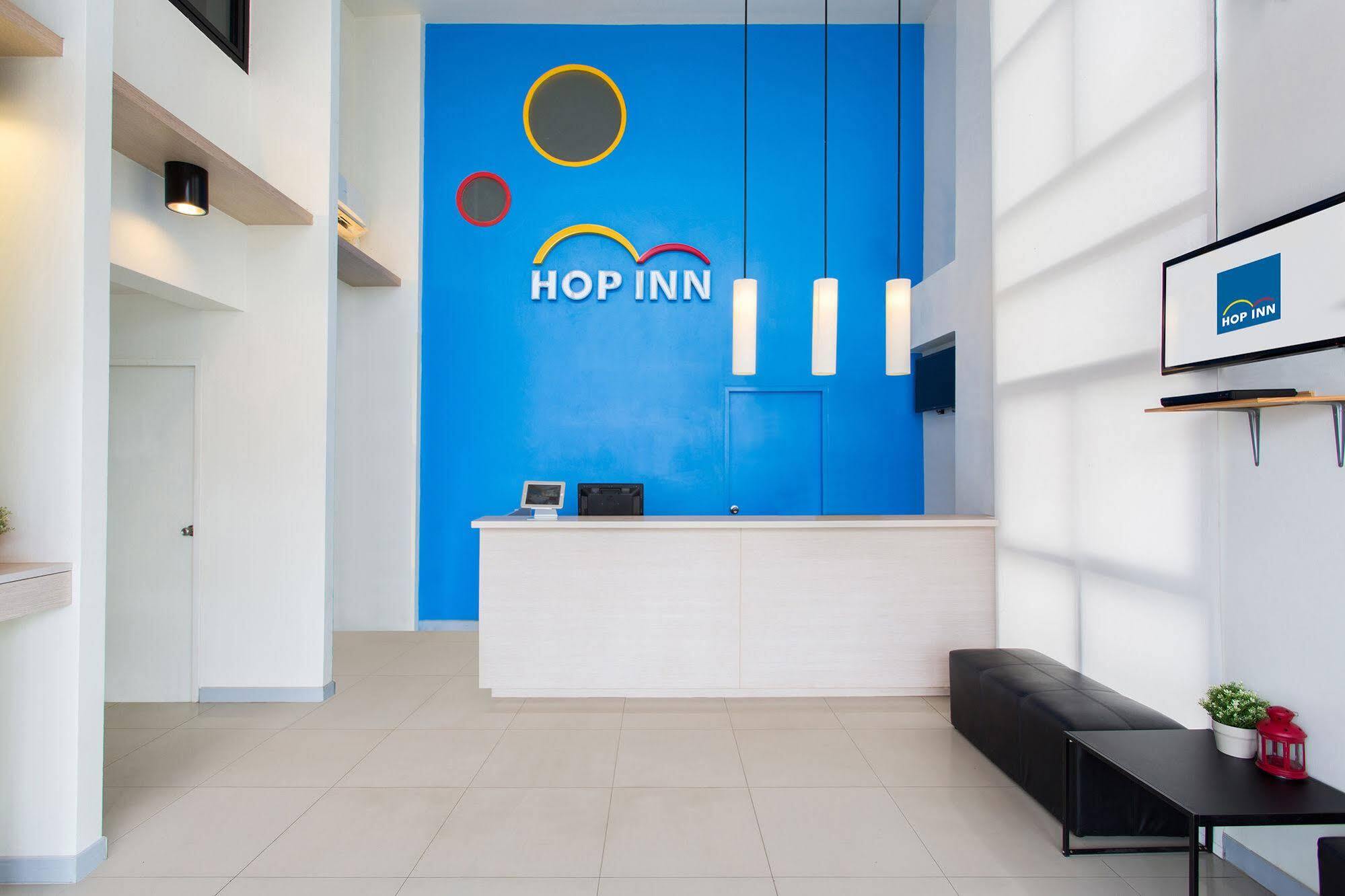 Hop Inn Сакон Након Екстериор снимка